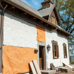 Jaka grubość ocieplenia starego domu zapewnia skuteczną izolację i optymalne koszty inwestycji